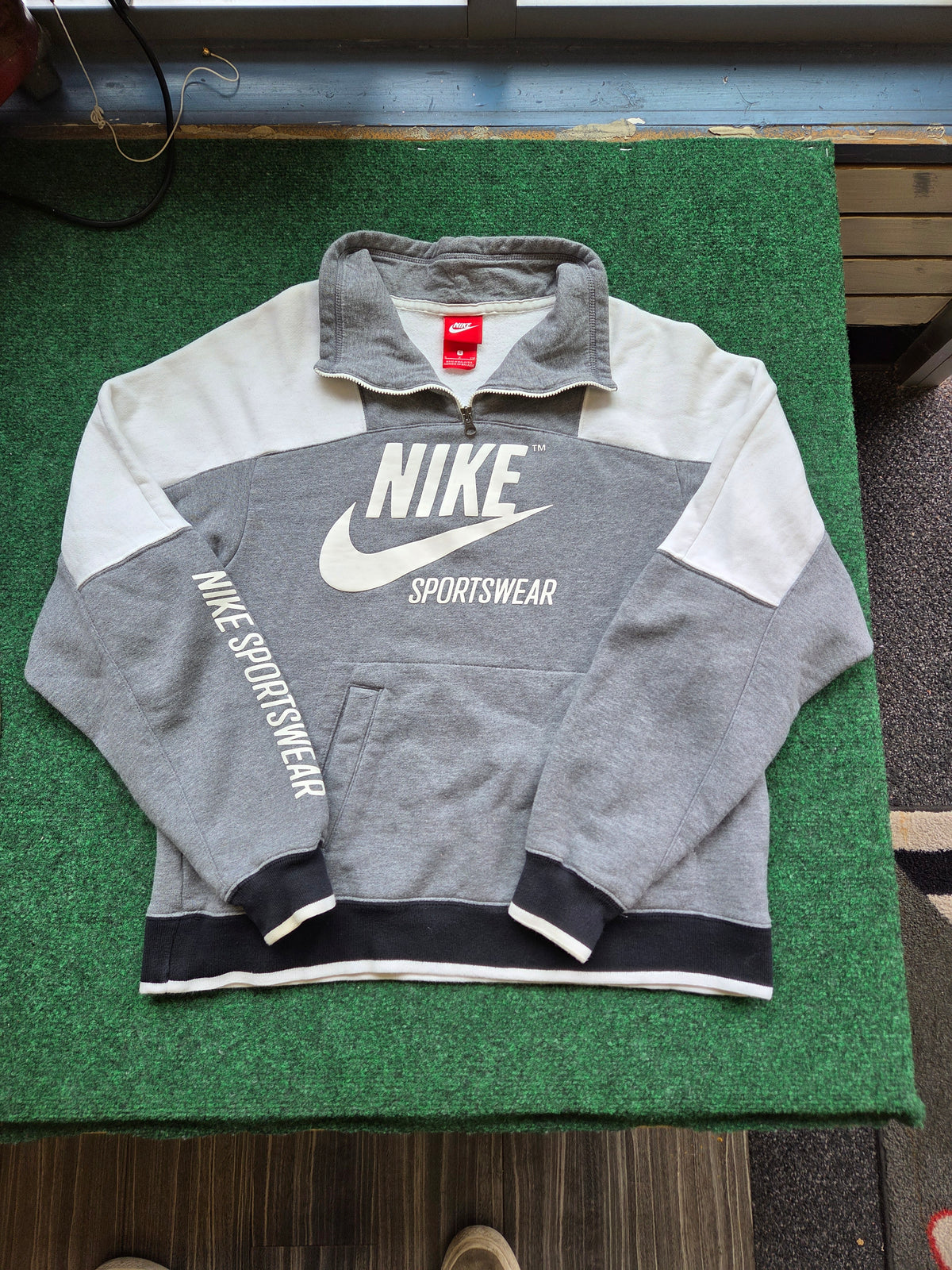 Nike Quarter Zip Pullover Sweater