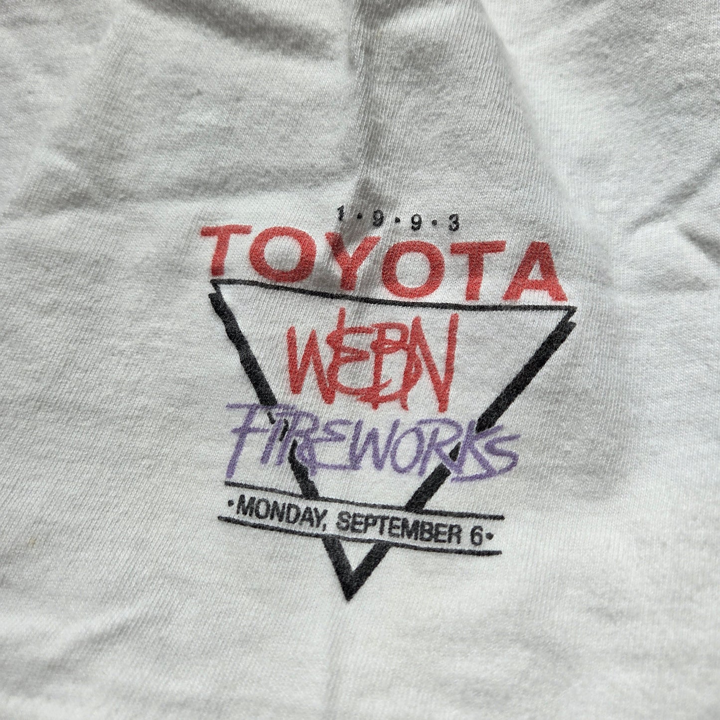 1993 WEBN Jurassic Spark T Shirt 1990s Cincinnati Vintage 90s