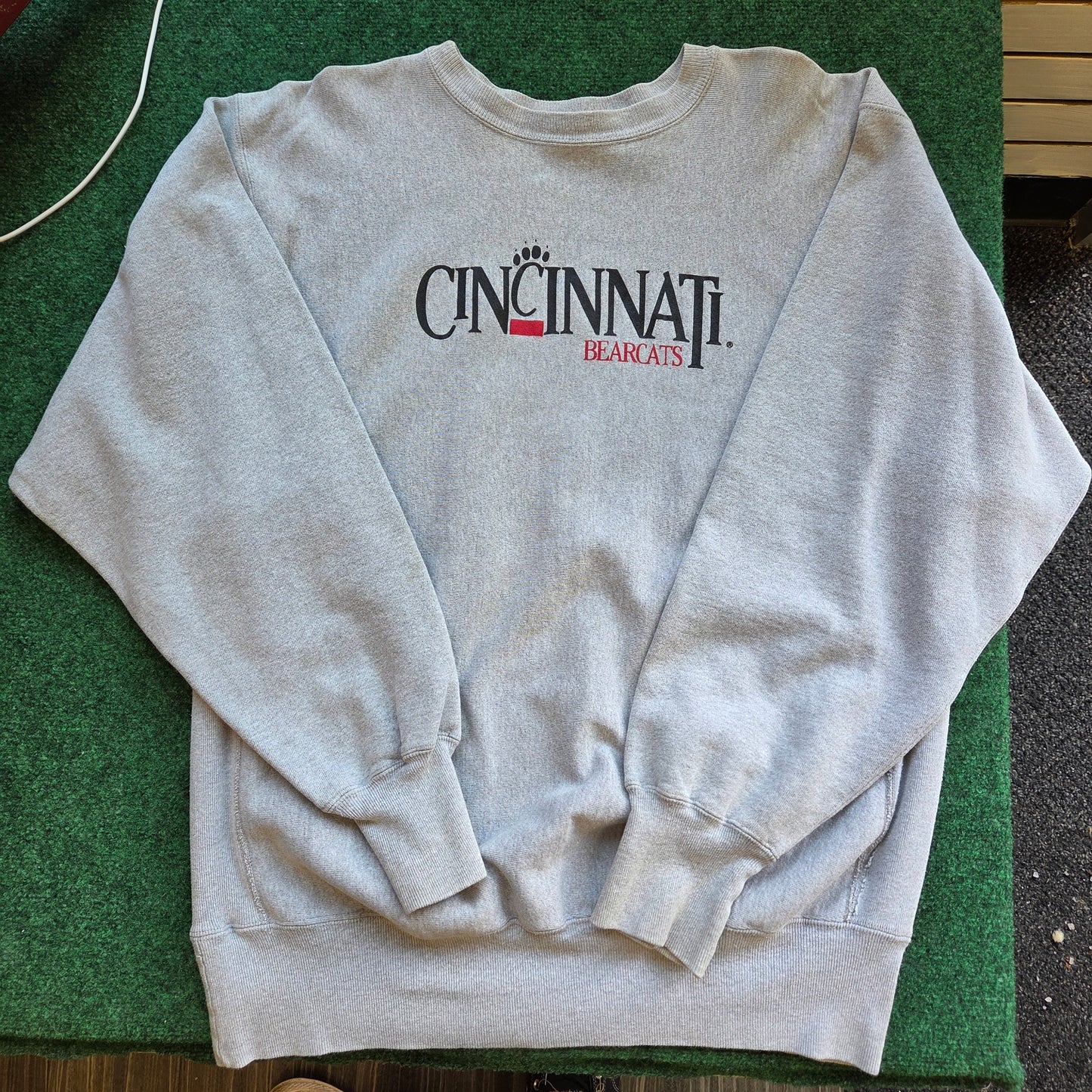 1990s Bearcats Champion Sweatshirt