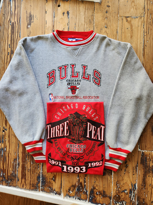 Vintage Chicago Bulls Sweatshirt & Tee 1993 90s NBA