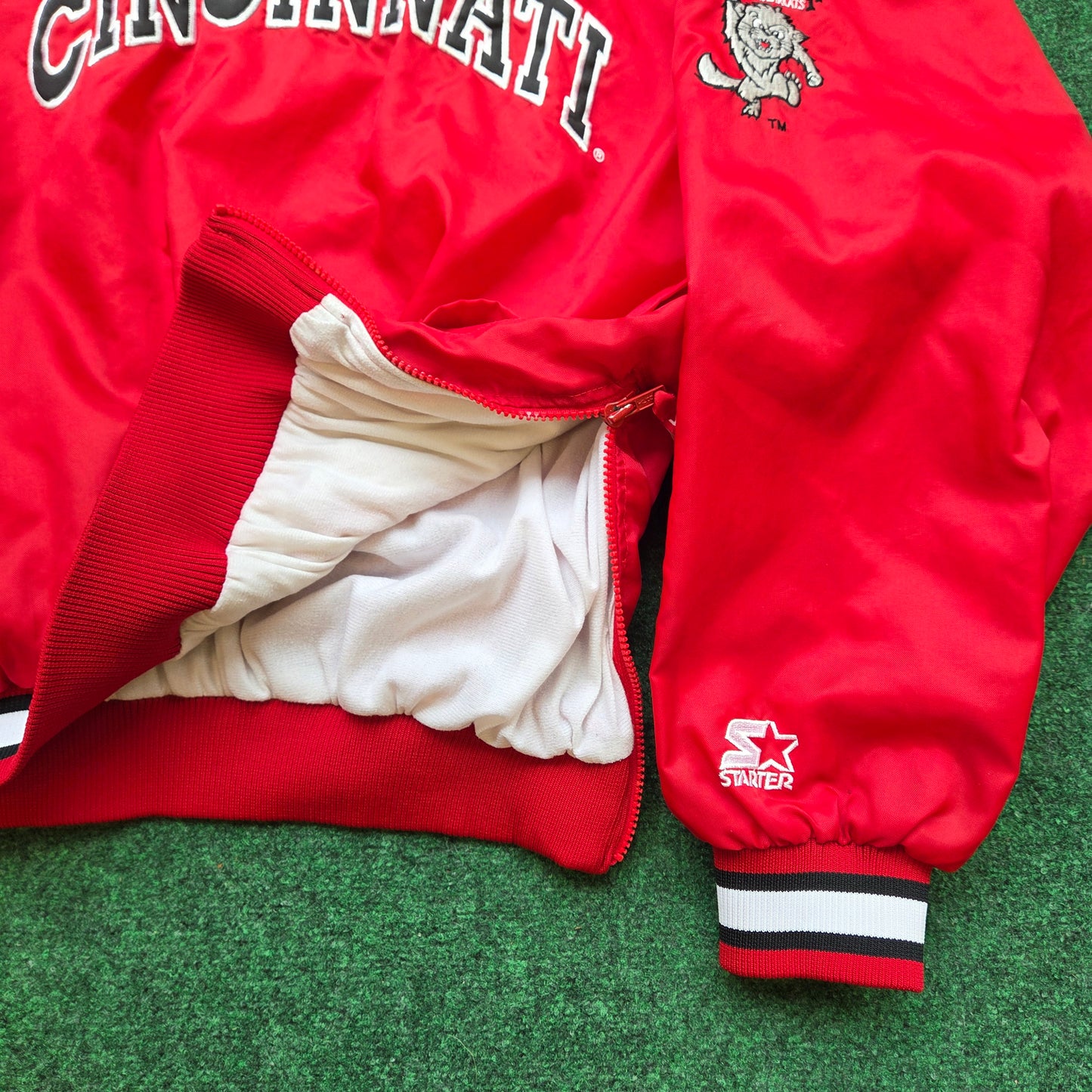 1990s Cincinnati Bearcats Starter Pullover Jacket