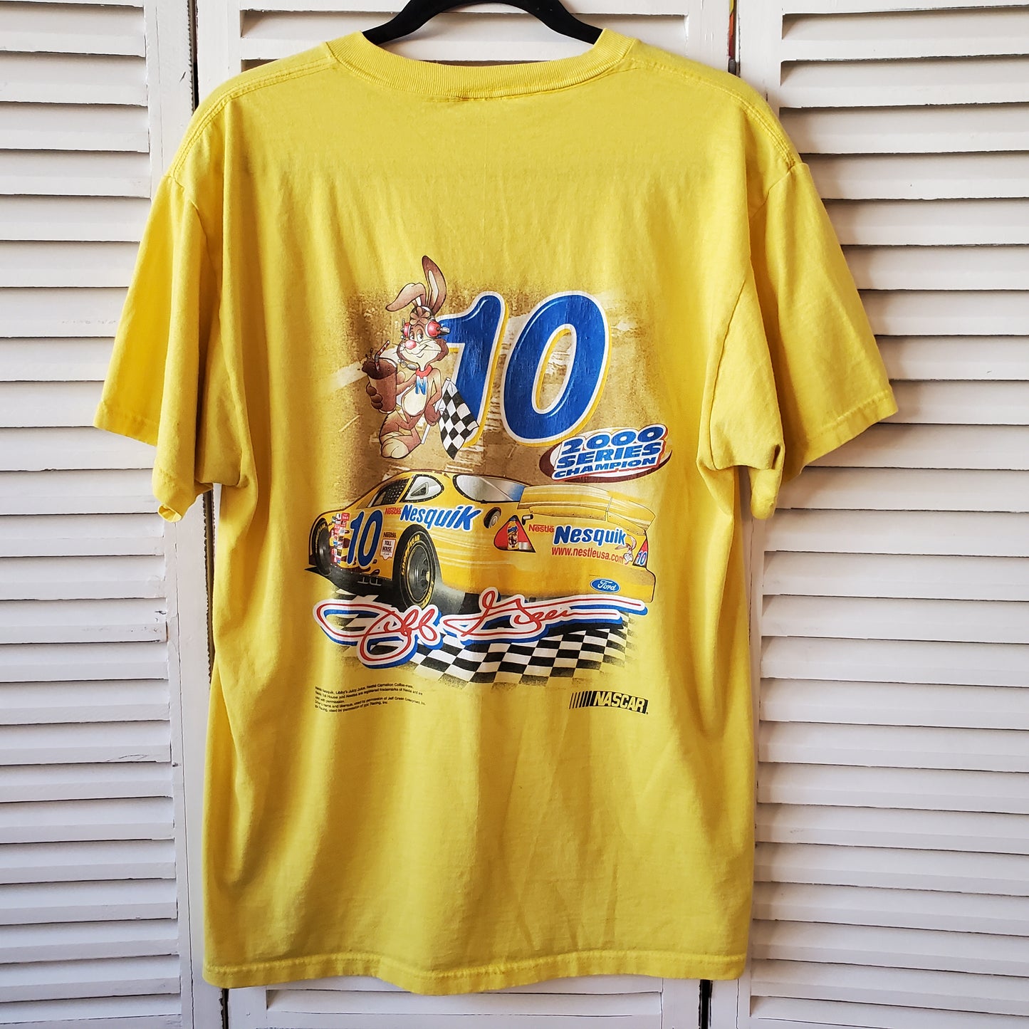 Vintage Nestle Nesquik Nascar Racing Large Tee