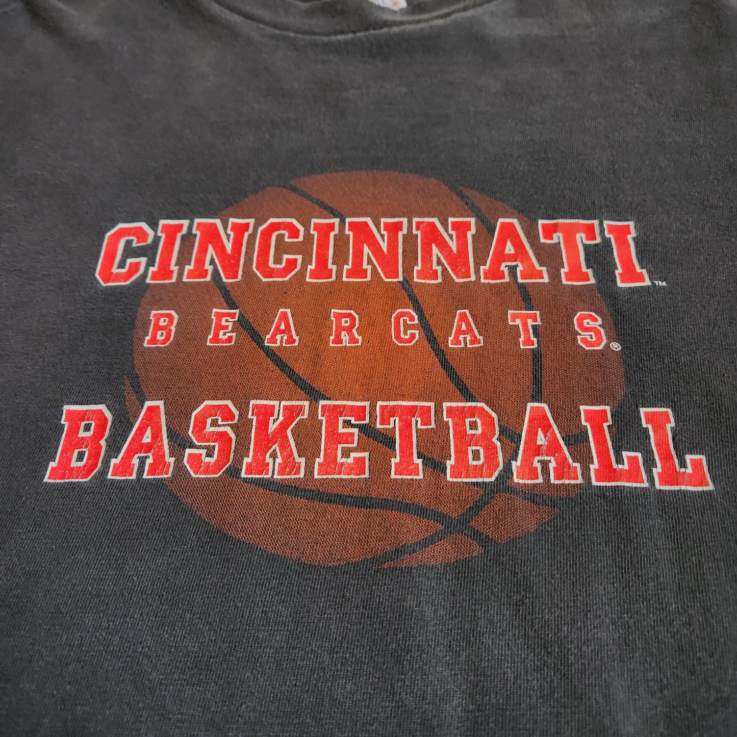 Vtg Cincinnati Bearcats Basketball Tee Shirt Adult 2XL 90s